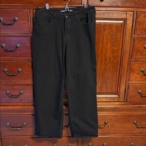 Old Navy Wow Wide Leg Black Jeans, size 14